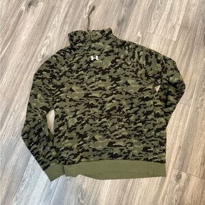 Camo under armour hoodie